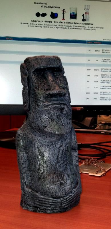 [Thumb - Moai.jpg]